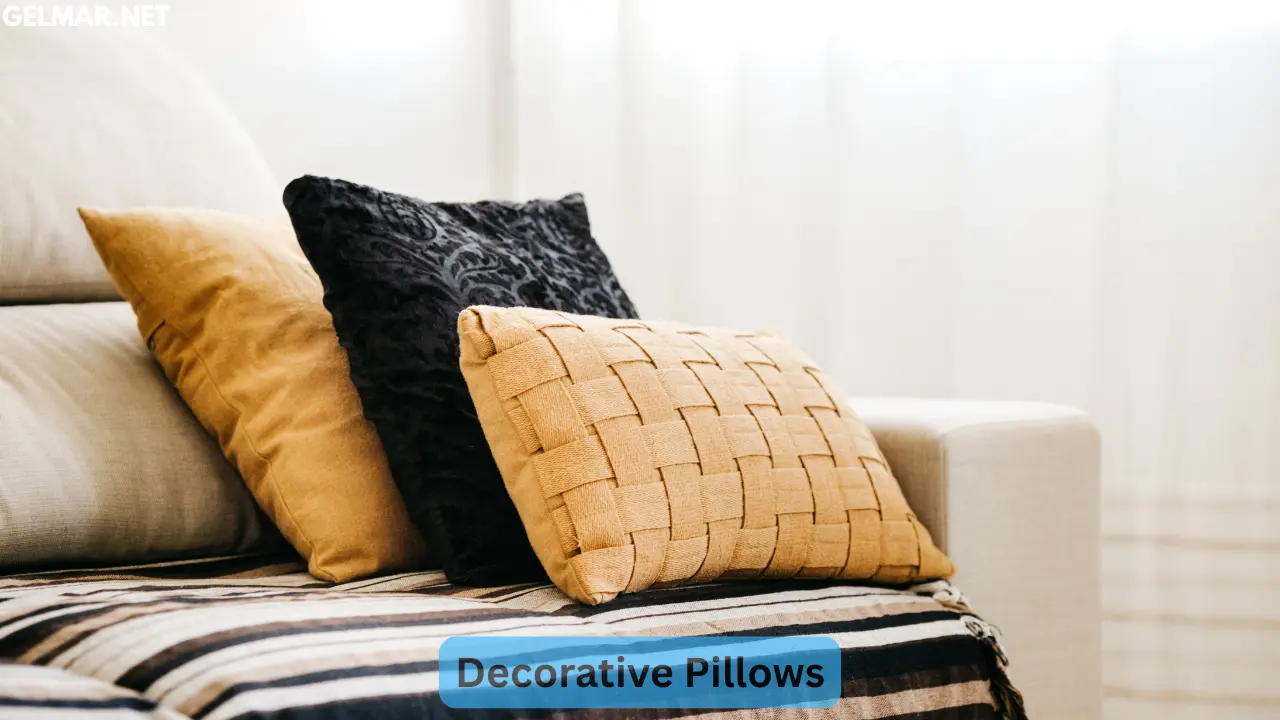 decorative pillows